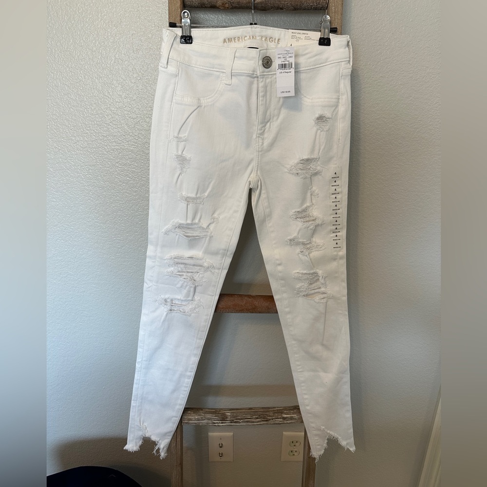 American Eagle NWT “Next Level Stretch” Ripped Jeans